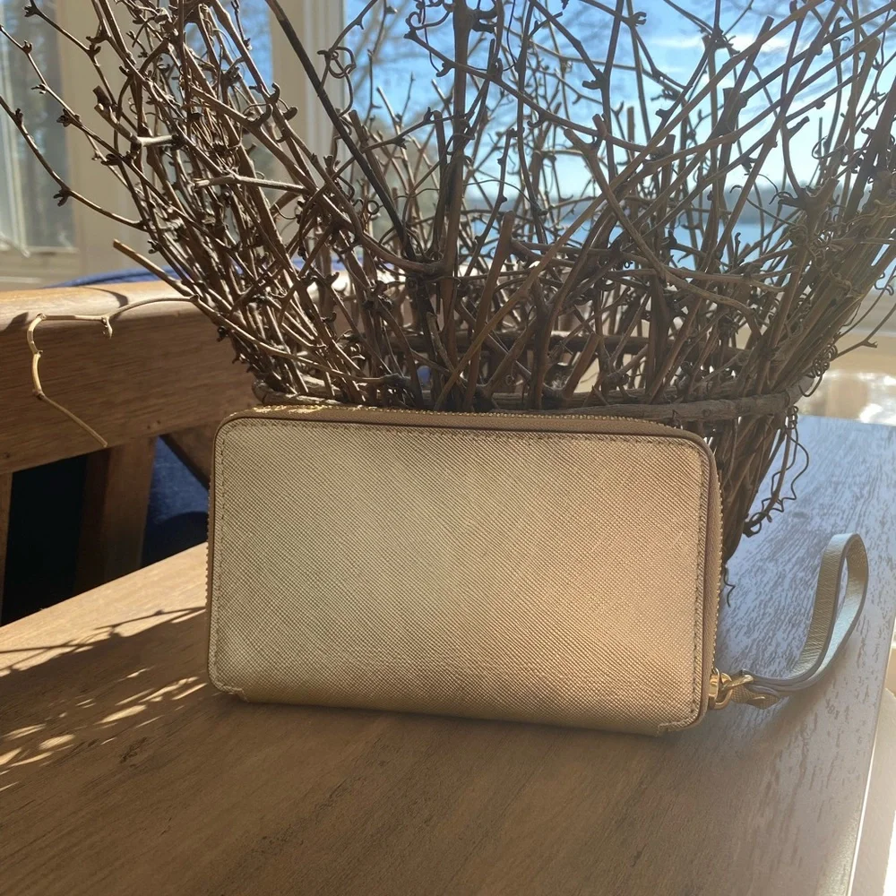 Kate Spade Metallic Gold Wallet